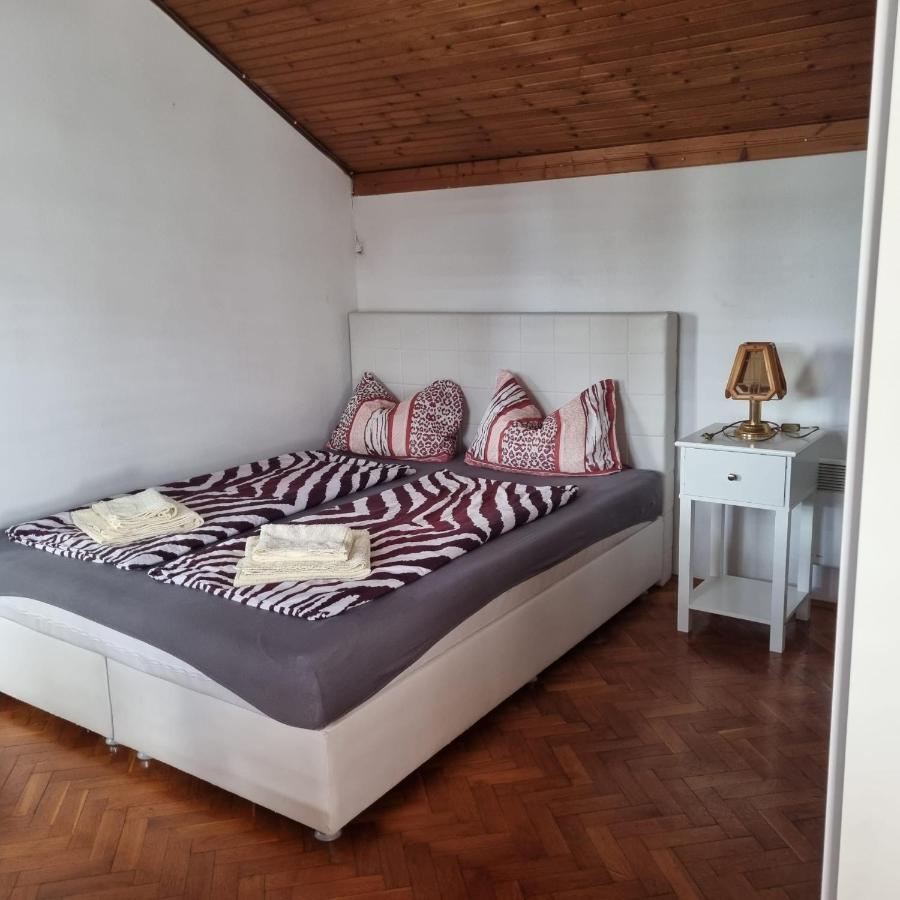 Apartmani Katarina Biograd Na Moru Exterior foto
